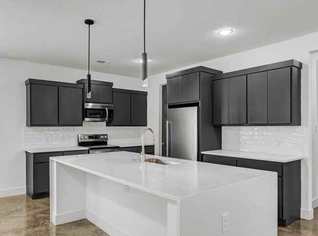 Photo - 3011 Alpha Wolf Ct