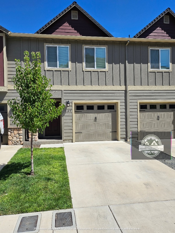 Photo - 139 Rivers Edge Ct