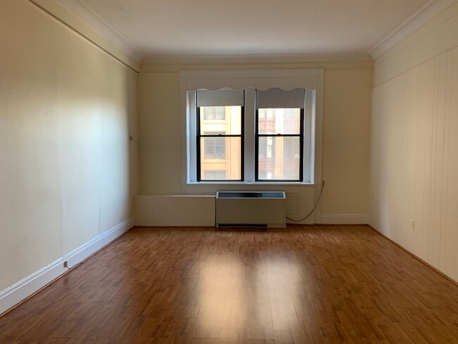 Building Photo - 62 Boylston St