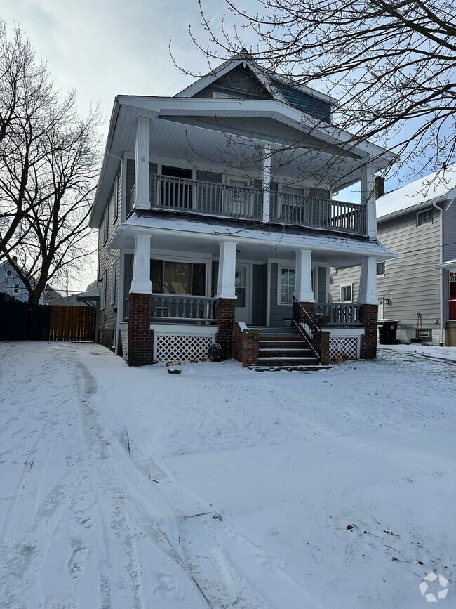 Building Photo - 2305 Tate Ave Unit Up Rental