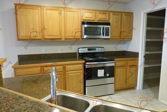 Perfect for roommates--2 bedroom 2 bathroom duplex.