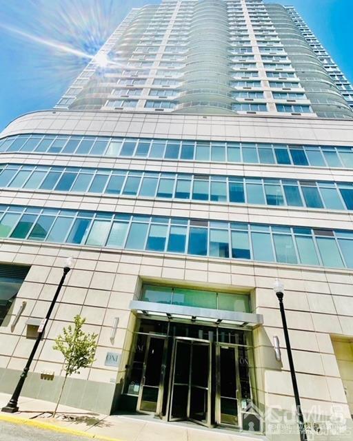 Building Photo - 1 Spring St Unit 1101 Rental