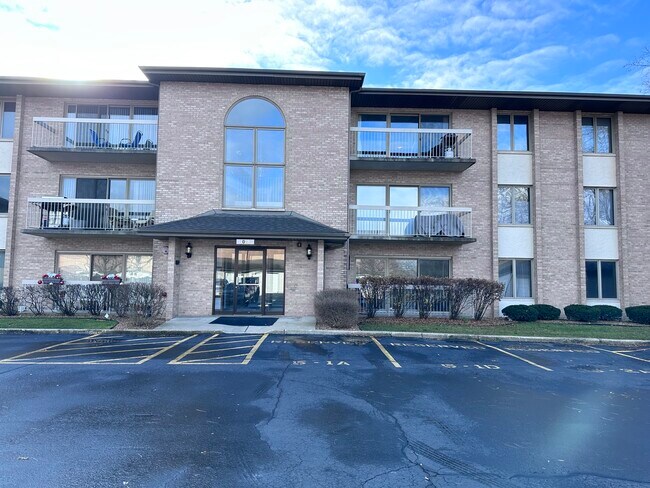 Photo - 1028 Ashley Ct N Unidad 1S Rental