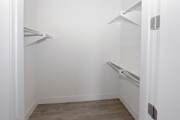 2BR, 2BA - 1135 SF