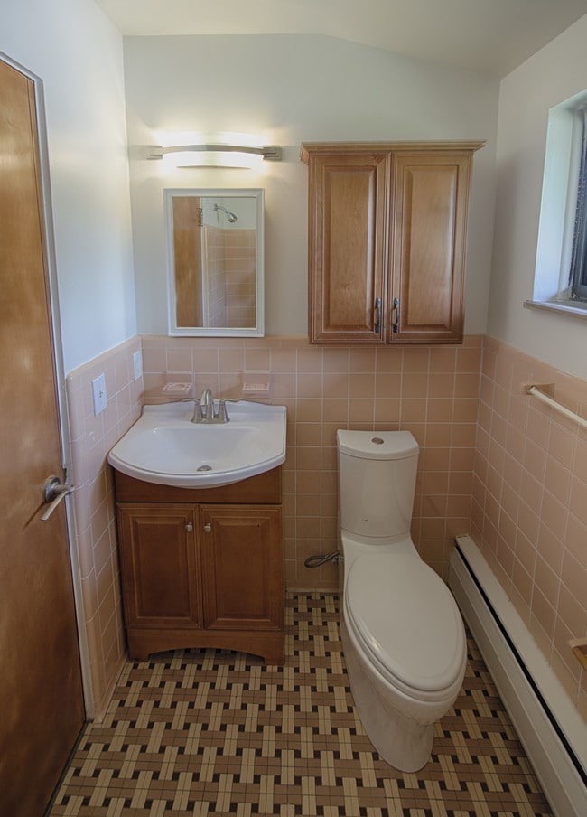 Midland Manor Apartments Midland, MI