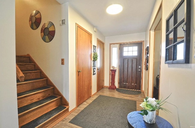 Photo - 11044 River Oaks Ln E