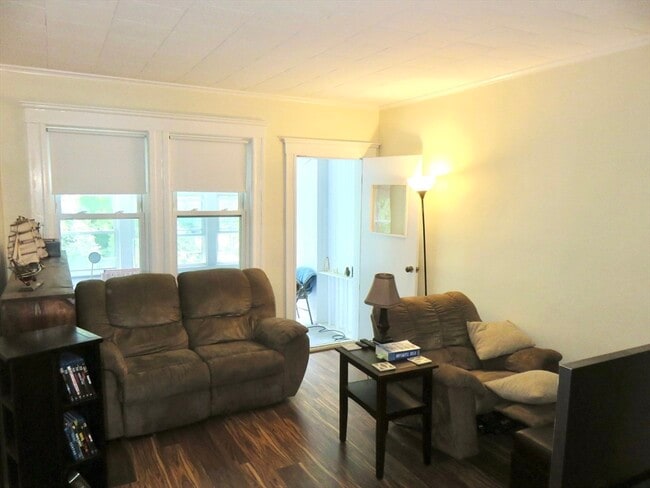 Photo - 43 Rich St Unit D