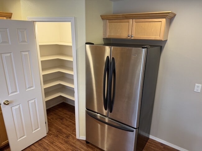 Photo - 1165 E 19th N St