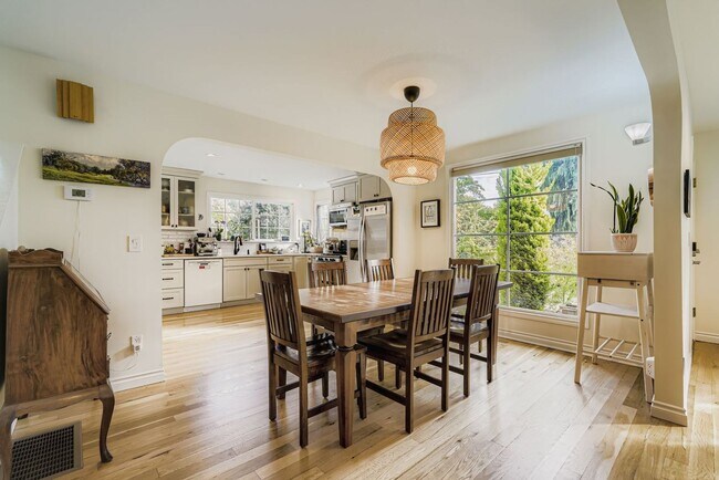 Photo - Bitter Lake Home