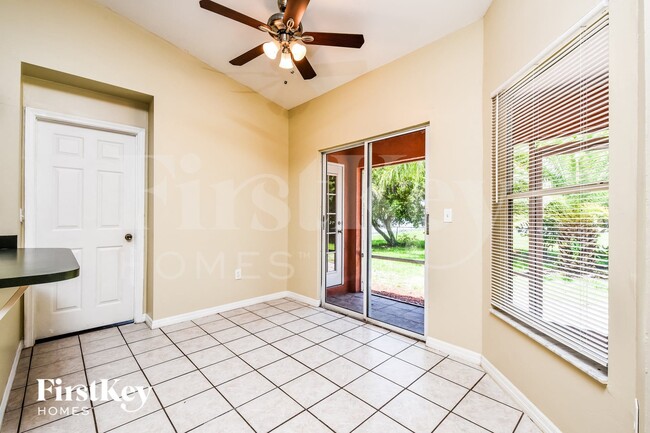 2513 SW 1st Terrace