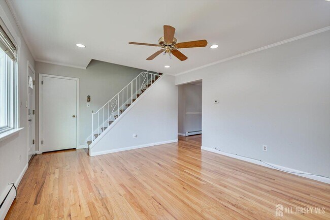Photo - 111 Sonora Ave