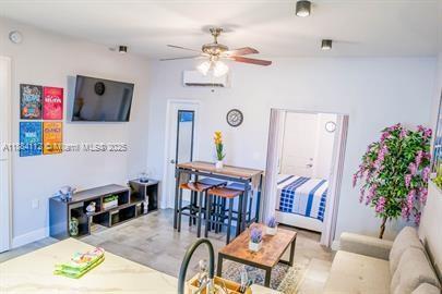 Photo - 824 NE 4th St Unit 3