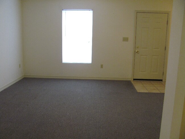 Photo - 7138 Decatur St Unit 3