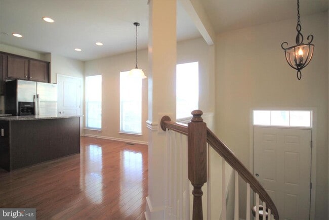 Photo - 515 Ellison Dr