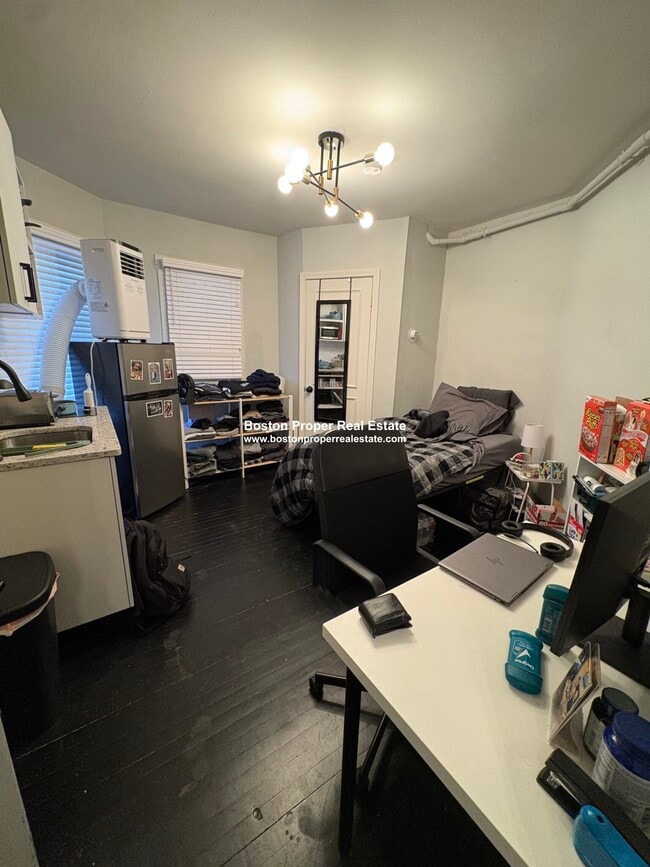 Photo - Flats on Westland