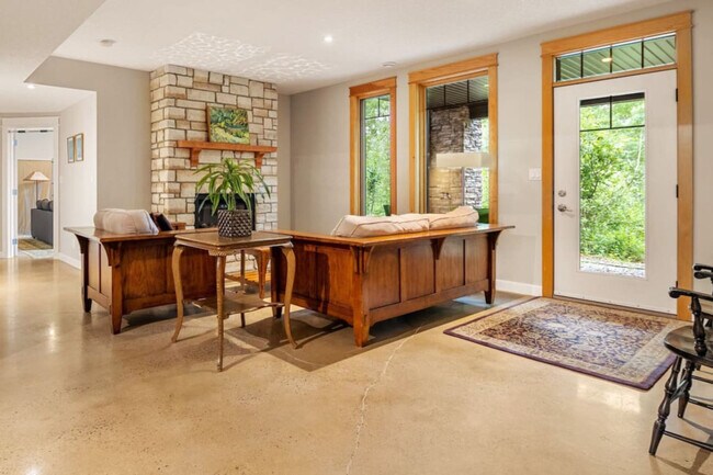 Photo - 208 Horizon View Glen Unit ID1314497P