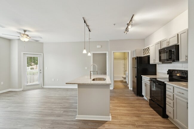 Newly Renovated Kitchen