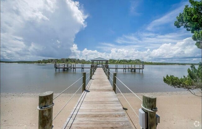 Building Photo - 60 Surfview Dr Rental