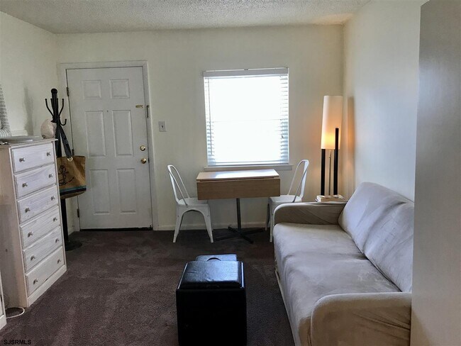 Photo - 111 S Dudley Ave Unidad 306
