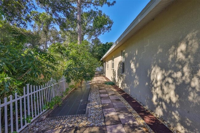 Photo - 15820 49th Street N