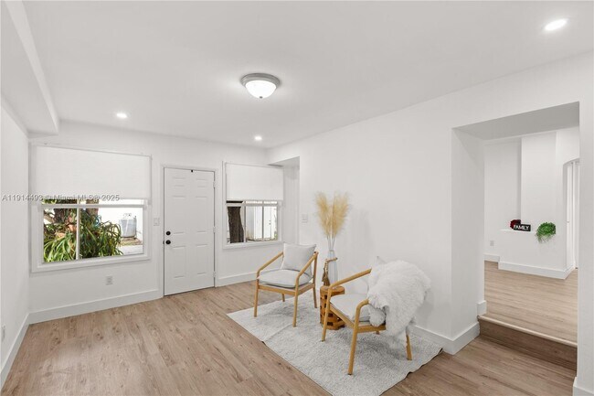 Photo - 2508 SW 10th St Unit 2508