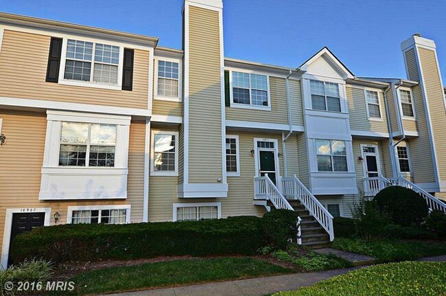 Building Photo - 10911 Postern Ct Rental