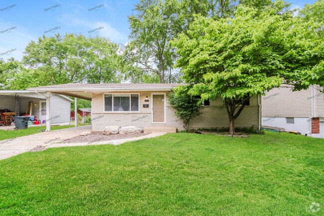 Building Photo - 1825 Violet Dr Rental