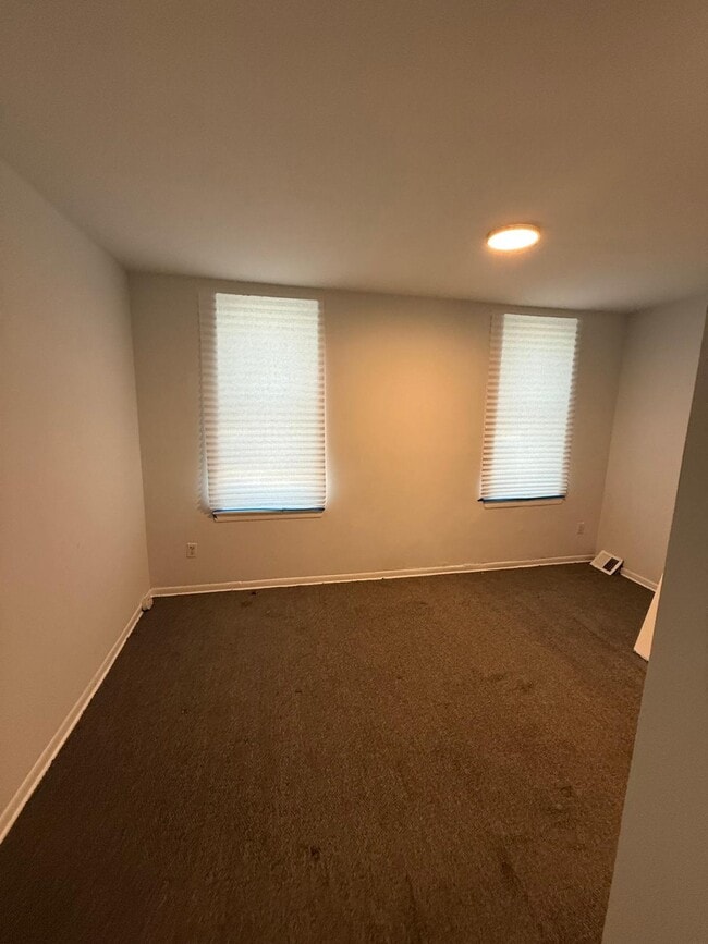 Photo - 420 N Wilton St