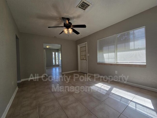 Photo - 4344 Hedge Dr E