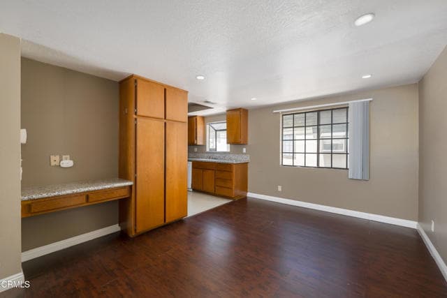Photo - 64 N Oak Ave