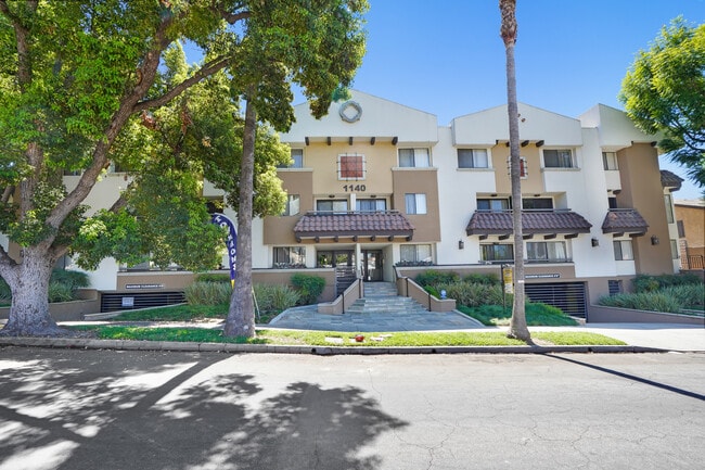 Front of Building - 1140 Winchester