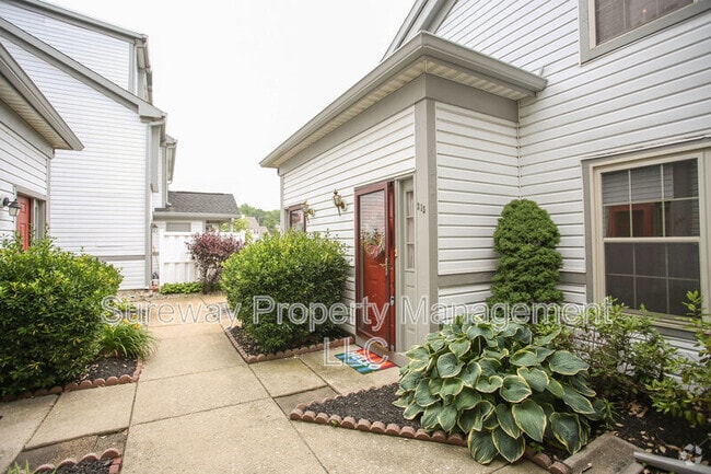 Building Photo - 315 Steeplechase Ct Rental