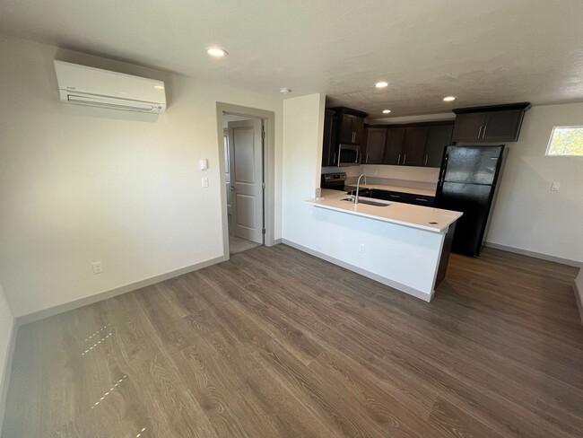 Photo - n51304 Unit 2