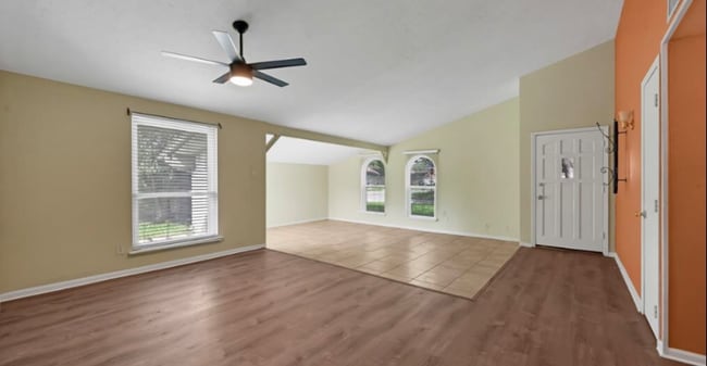 Photo - 2239 Fairgreen Dr