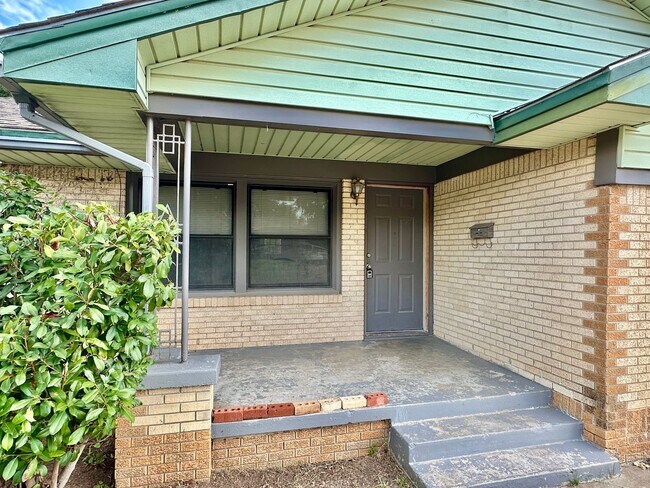 Photo - 3206 NW Liberty Ave