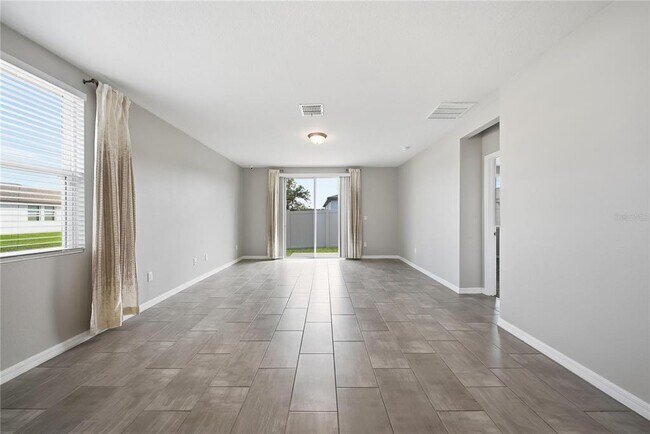 Photo - 3132 Shelter Way