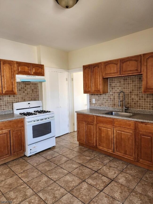 Photo - 239 Magnolia Ave