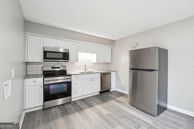 Building Photo - 1071 Oakland Ave SE Unit C Rental