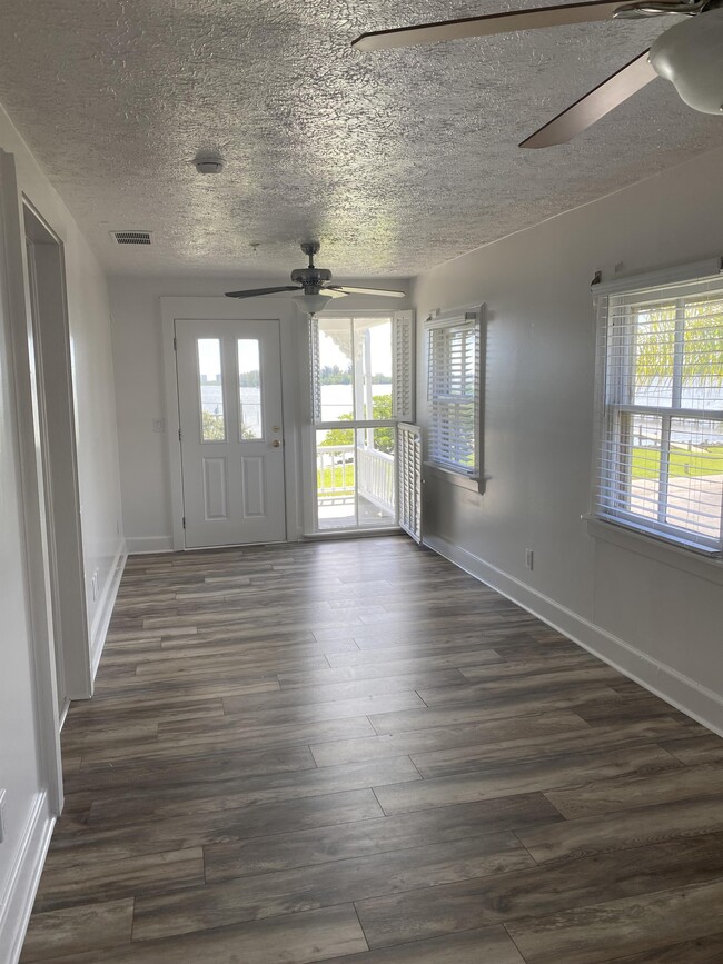 Photo - St Lucie Club