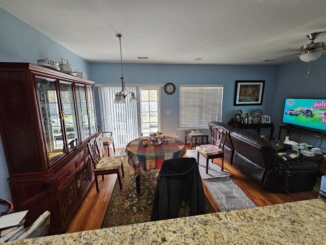 Photo - 136 Cordage Dr