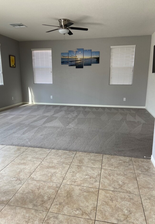 Lving room - 2416 Splendid Manor Ct