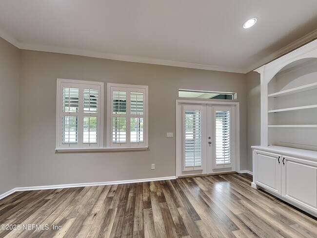 Photo - 440 Pine Eagle Dr