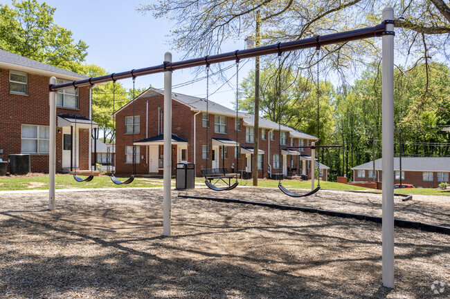 Building Photo - 1100 Washington Circle Rental
