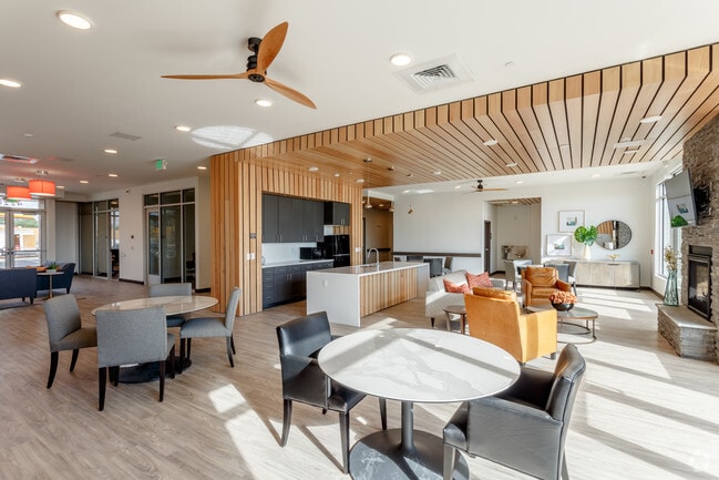 Photo - Crossing Pointe North - Age 62+ Living Unit 1-412