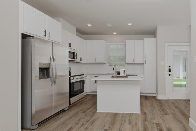 B2 Cottage - The Cottage Green - Baytown