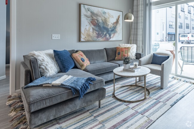 B2- 2BR, 2BA - Innsbrook Square