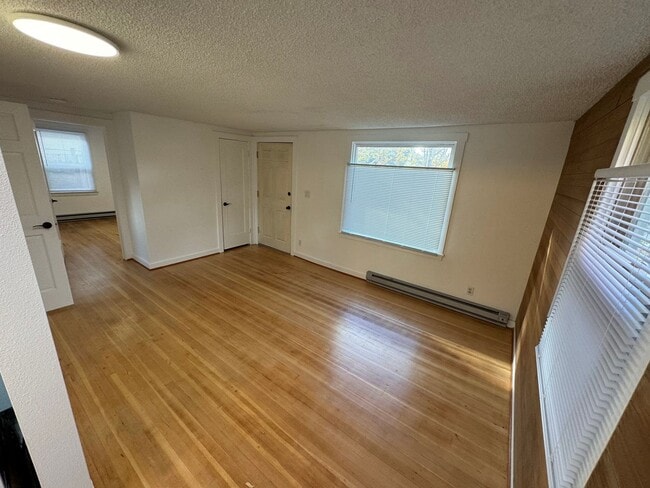 Photo - 2 Bedroom House in SE Eugene