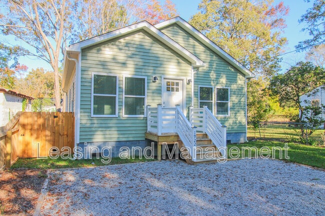 Photo - 1922 Harper St