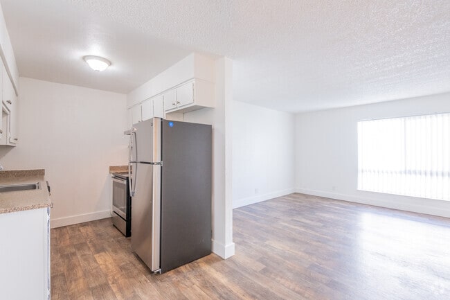 1BR, 1BA