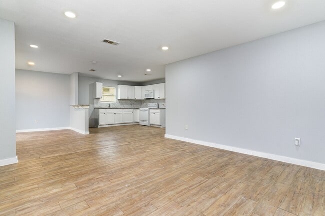 1322 Galloway Ave